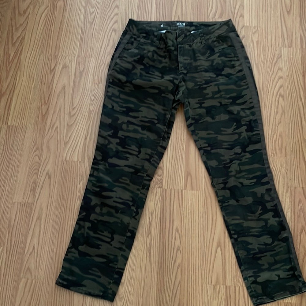 Camo pants